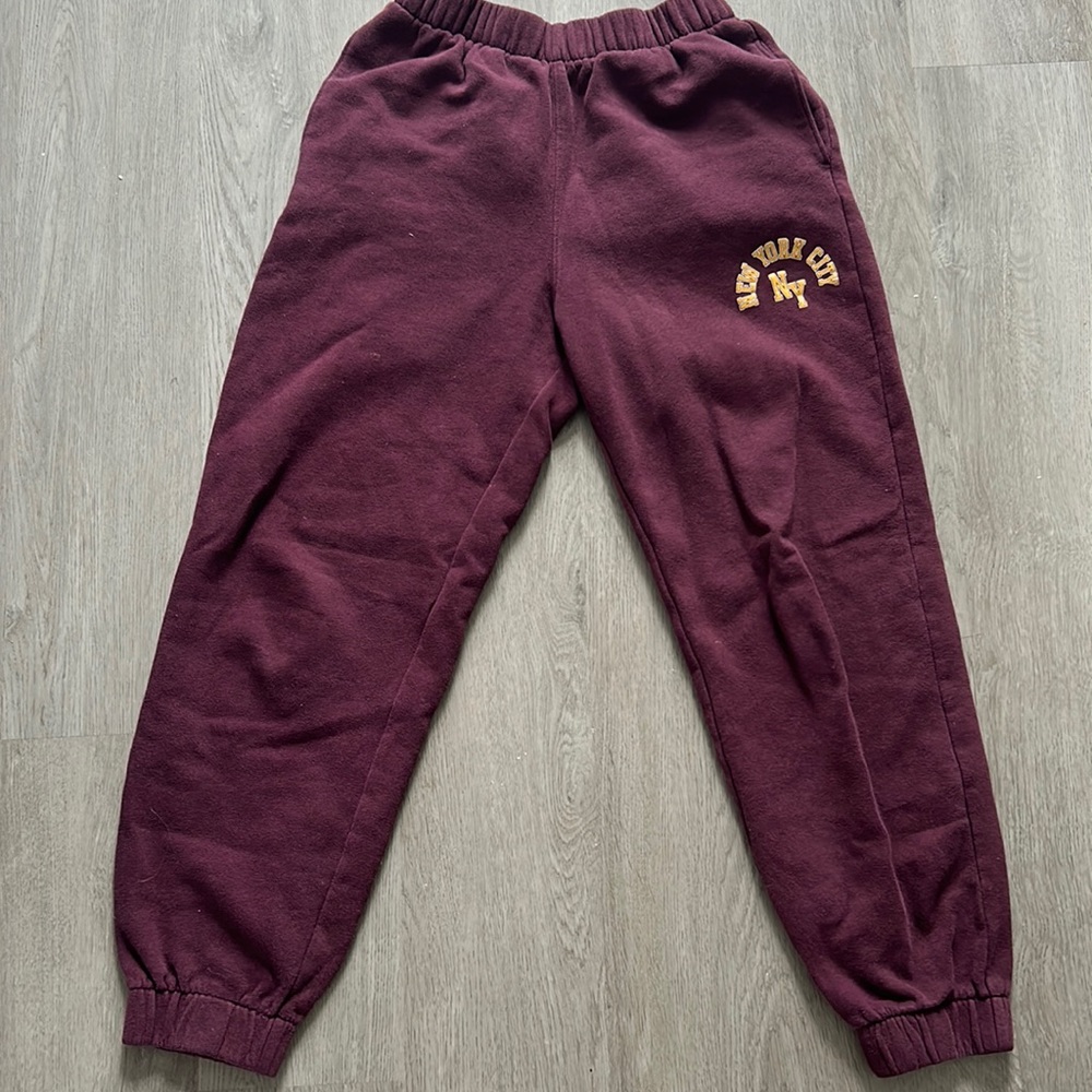Hollister sweat paints